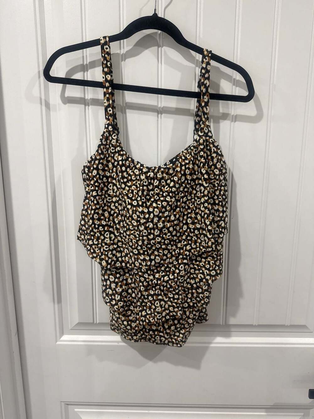 Coco Reef Animal Print Tiered Ruffle Bra Sized Tankini Top Size 36DD